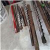 Image 3 : BUCKET OF LARGE HAMMER DRILL BITS