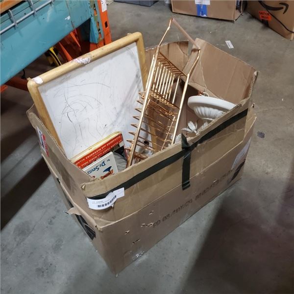 BOX OF ESTATE GOODS