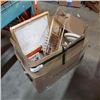 Image 1 : BOX OF ESTATE GOODS