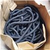 Image 2 : BOX WITH THREE FLEXI HOSES