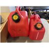 Image 2 : 2 DOLLY WHEELS AND 2 JERRY CANS