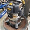 Image 2 : DEWALT STEALTHSONIC WET/DRY SHOP VAC CUSTOMER RETURN NOISY BUT WORKING