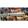 Image 1 : DEWALT FOLDING MITRE SAW STAND