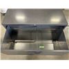 Image 2 : GREY METAL FILE CABINET