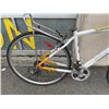 Image 2 : YELLOW AND WHITE SUPERCYCLE BIKE