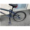 Image 2 : MULTICOLOUR UNBRANDED BIKE