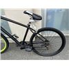 Image 2 : BLACK SPECIALIZED BIKE