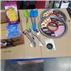 Image 1 : ASSORTED SILICONE KITCHEN ITEMS, COOKING UTENCILS, PIE DRIP PLATES ETC.