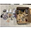 Image 1 : 2 TRAYS OF ASSORTED GEODES AND PRECIOUS STONES