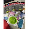 Image 2 : ASSORTED SILICONE KITCHEN ITEMS, POT LIDS, STRAINERS, DRYING RACKS ETC.
