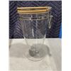 Image 2 : 8 PRESERVING JARS INCLUDING 2 MASON WITH 3 STORAGE CANNISTERS