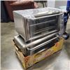 Image 1 : 2 BLACK AND DECKER TOASTER OVENS, TESTED WORKING