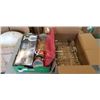 Image 1 : CRYSTAL D'ARQUES LONGCHAMP MUGS AND CHRISTMAS TABLECLOTH, 60X102, MUGS AND WITH 8 PINT GLASSES