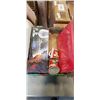 Image 2 : CRYSTAL D'ARQUES LONGCHAMP MUGS AND CHRISTMAS TABLECLOTH, 60X102, MUGS AND WITH 8 PINT GLASSES