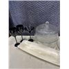 Image 2 : 2 CAKE PLATES WITH CENTERPIECE DISH AND LIQUOR GLASSES