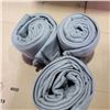 Image 3 : 3 NEW POLYESTER BLANKETS APPROX 48" X 72"