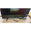 Image 2 : LG 43" TV WITH REMOTE