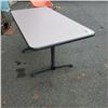 Image 3 : APPROX 5FT X 3FT WORK TABLE
