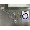 Image 2 : LIGHT BLUE MIRRORED JEWEL BOX WITH STERLING SILVER BEAD NECKLACE, CHALCEDONY PENDANT, 2 STONE BRACEL