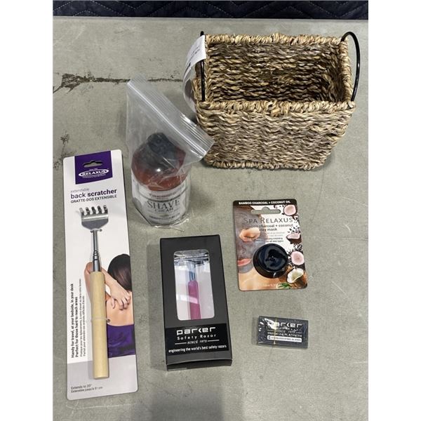 LADIES PARKER 29L SAFETY RAZOR BASKET WITH LAVENDER/LIME SHAVE CREAM, FACEMARK, BACKSCRATCHERS, RAZO