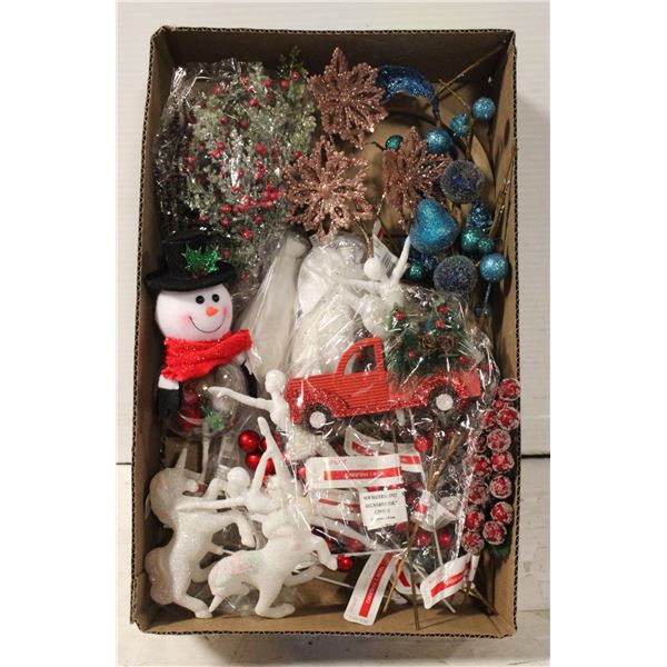 19 PIECES CHRISTMAS CRAFT (ASHLAND) - NEW