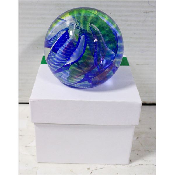CAITHNESS SCOTLAND GLASS PAPERWEIGHT