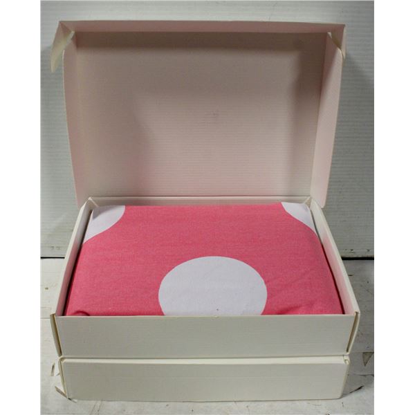 TWO BEANBAGS COVER FOR STUFFED ANIMALS