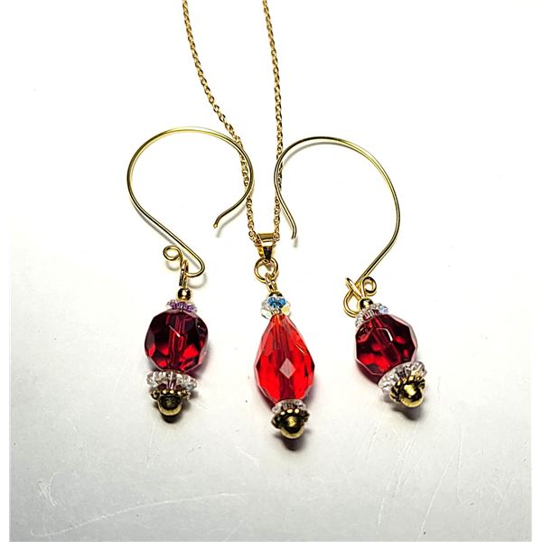32) SET OF GOLD TONE WITH RED AUSTRIAN CRYSTALS,
