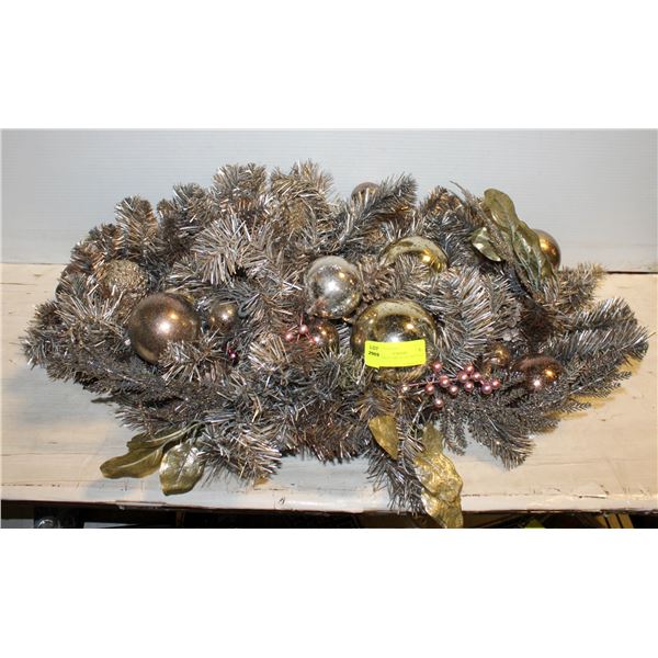 6 FT. FANCY FIREPLACE RUNNER