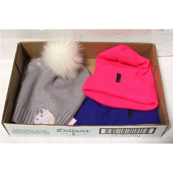 3 GIRLS TOUQUES