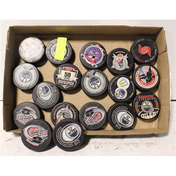 LOT OF VINTAGE OILERS HOCKEY PUCKS