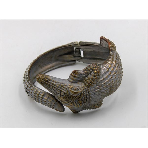 ALLIGATOR BRACELET