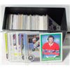 Image 1 : NHL HOCKEY CARDS COLLETION SLEEVED