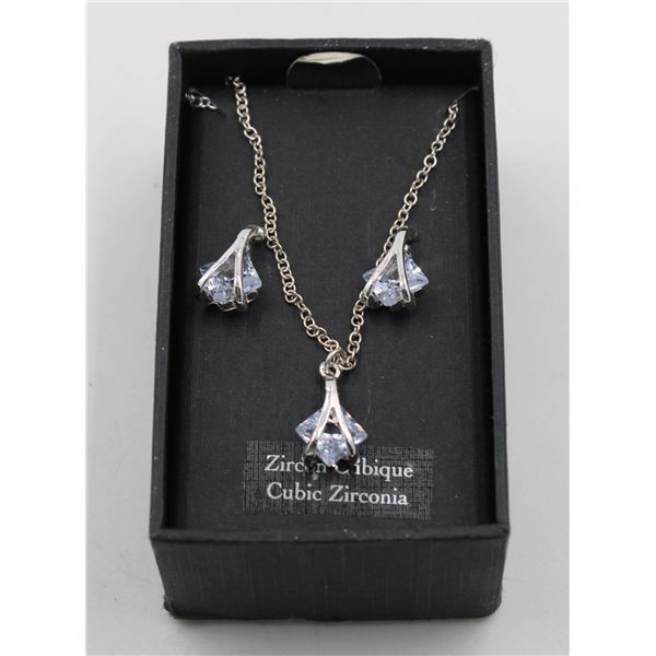 CUBIC ZIRCONIA EARRINGS & NECKLACE SET
