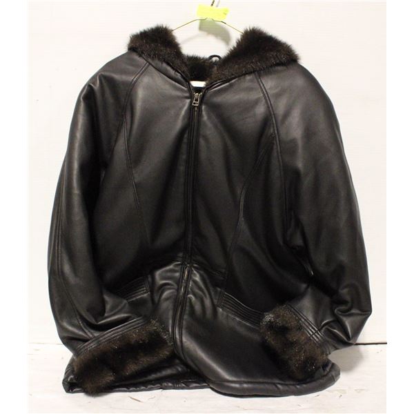 MENS LARGE BLACK WINTER JACKET - VINTAGE