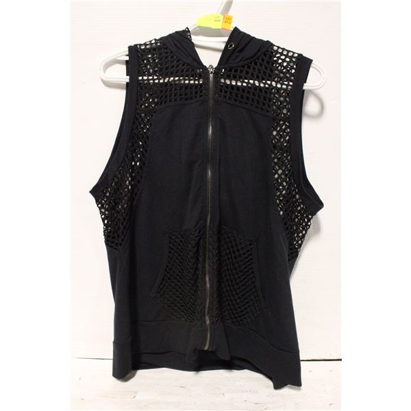 LADIES BLK FASHION TO FIGURE SZ 1