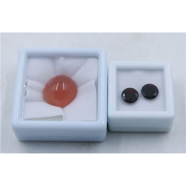 #40-UNHEATED DARK RED GARNET 3.40CT & AGATE 15.75C