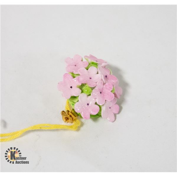 ANTIQUE STAFFORDSHIRE FLORAL BROOCH