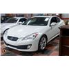 Image 3 : 2010 HYUNDAI GENESIS 20T COUPE