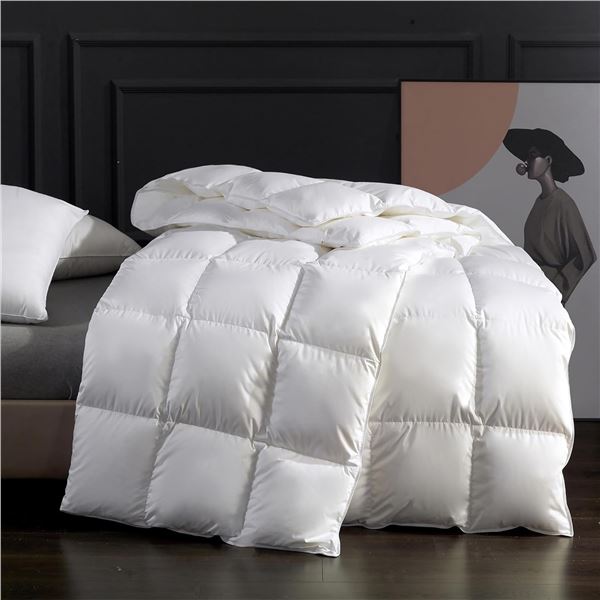 BRAND NEW LEYCAY TWIN DOWN LUXURY BED COMFORTER