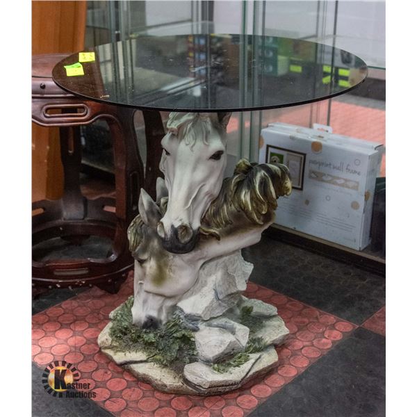 HORSE TABLE. SIZE 19"X28"