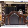 Image 2 : ESTATE DOUBLE SIZE WOOD/LEATHER POST BEDFRAME