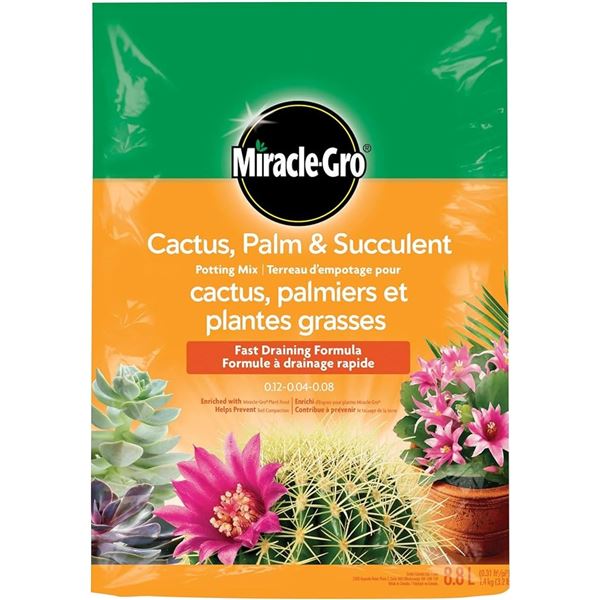 NEW MIRACLE GRO CACTUS PALM AND SUCCULENT POTTING