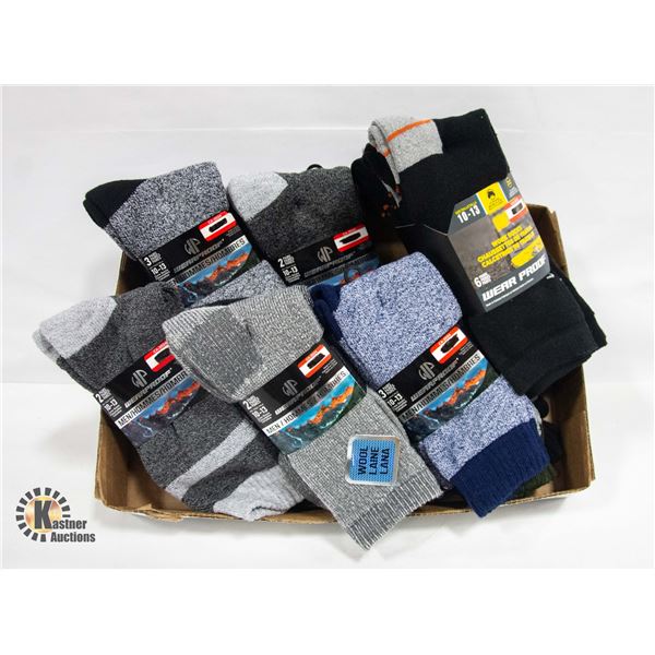 NEW 18 PAIR MEN'S SOCKS