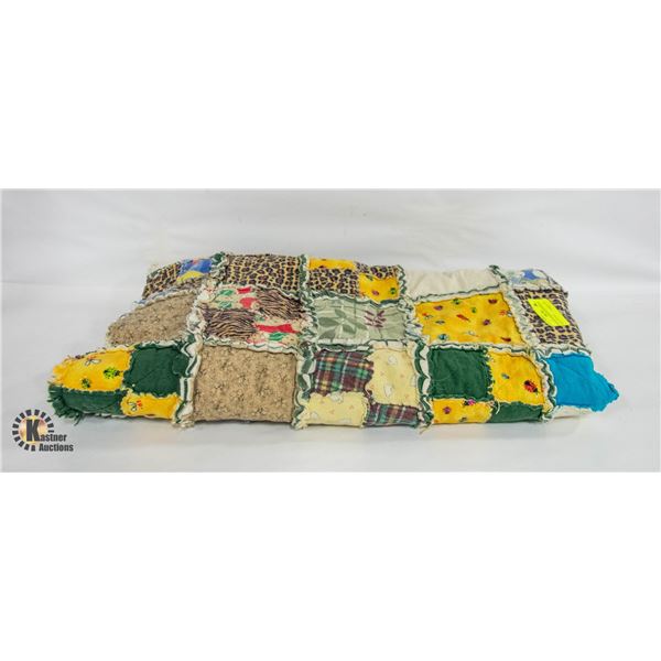 VINTAGE HANDMADE PATCHWORK QUILT-ESTATE