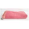Image 1 : VINTAGE PINK WOOL DOUBLE SIZE BLANKET-ESTATE