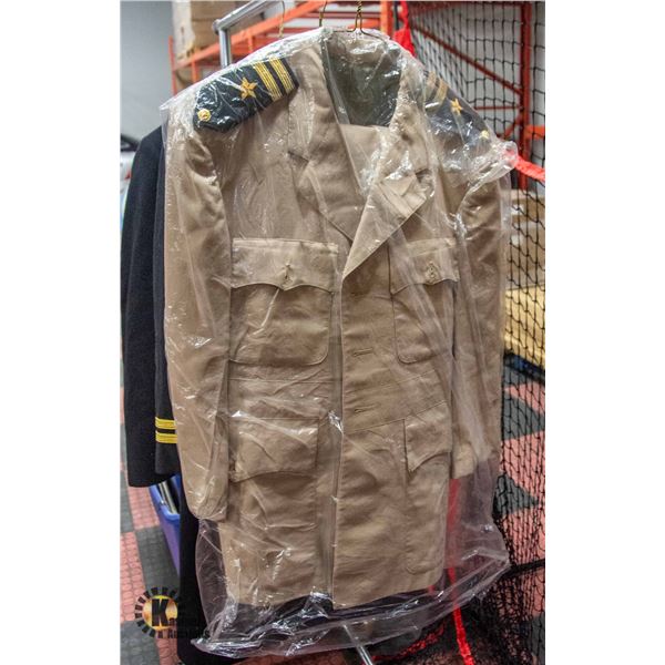 VIETNAM ERA USA ARMY DRESS UNIFORMS & OVER COAT