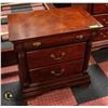 Image 1 : PAIR OF SOLID WOOD 3 DRAWER NIGHTSTAND