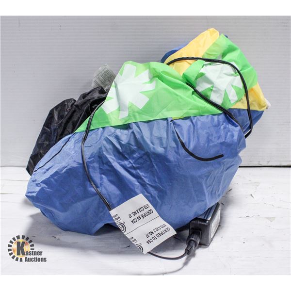 4FT MINION SANTA YARD INFLATABLE-ESTATE