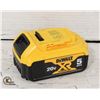 NEW DEWALT 20V 5 AH MAX BATTERY CHARGER COMBO